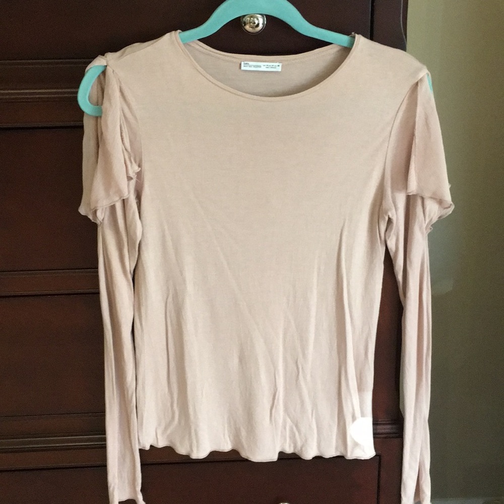Zara women’s shirt with open shoulder